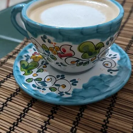 Bed & Breakfast Apple Lemonade *