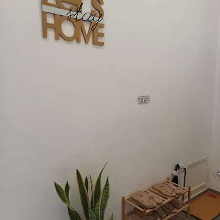 לינה וארוחת בוקר Apple Lemonade